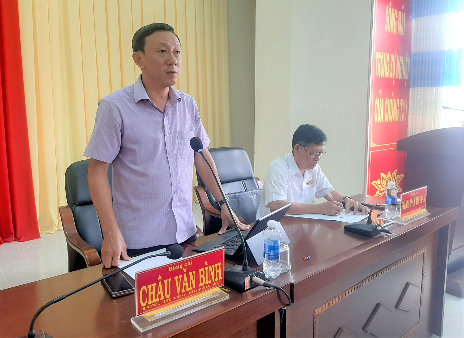 Thạnh Phú: Huyện ủy họp giao ban Đảng ủy các xã, thị trấn