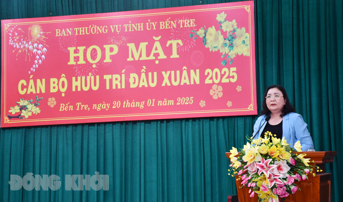 Họp mặt cán bộ hưu trí đầu xuân 2025