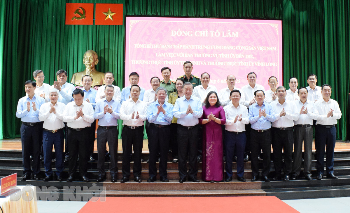Tổng Bí thư Tô Lâm làm việc với Ban Thường vụ Tỉnh ủy Bến Tre, Thường trực Tỉnh ủy Trà Vinh và Vĩnh Long